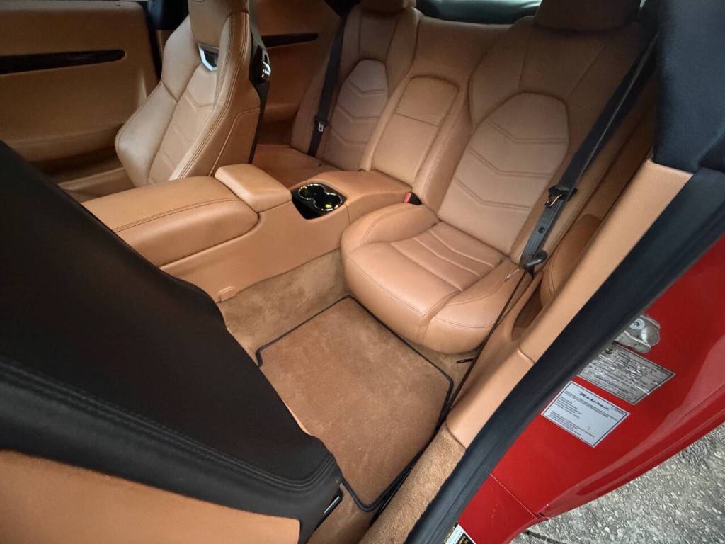 2015 Maserati GranTurismo Image 33