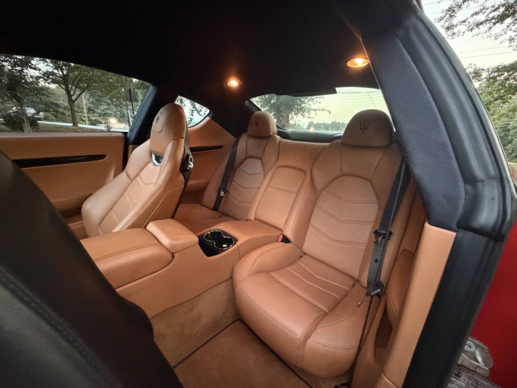 2015 Maserati GranTurismo Image 34