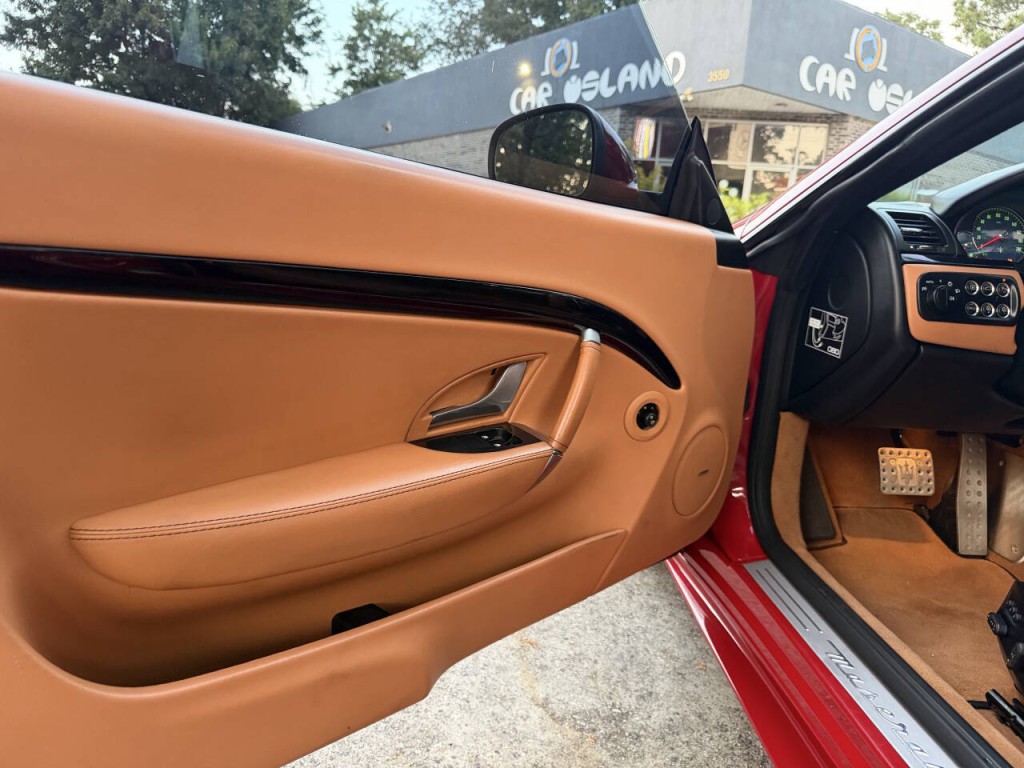 2015 Maserati GranTurismo Image 46