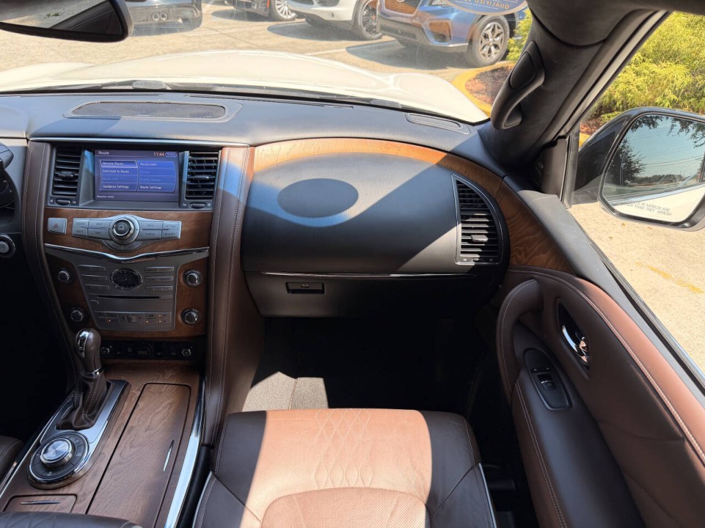 2015 INFINITI QX80 Image 52