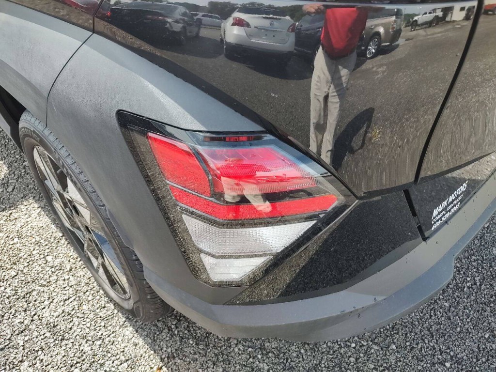 2024 Hyundai Kona Image 15