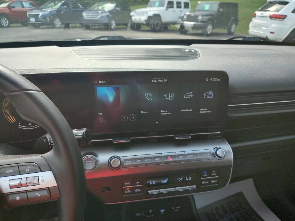 2024 Hyundai Kona Image 35