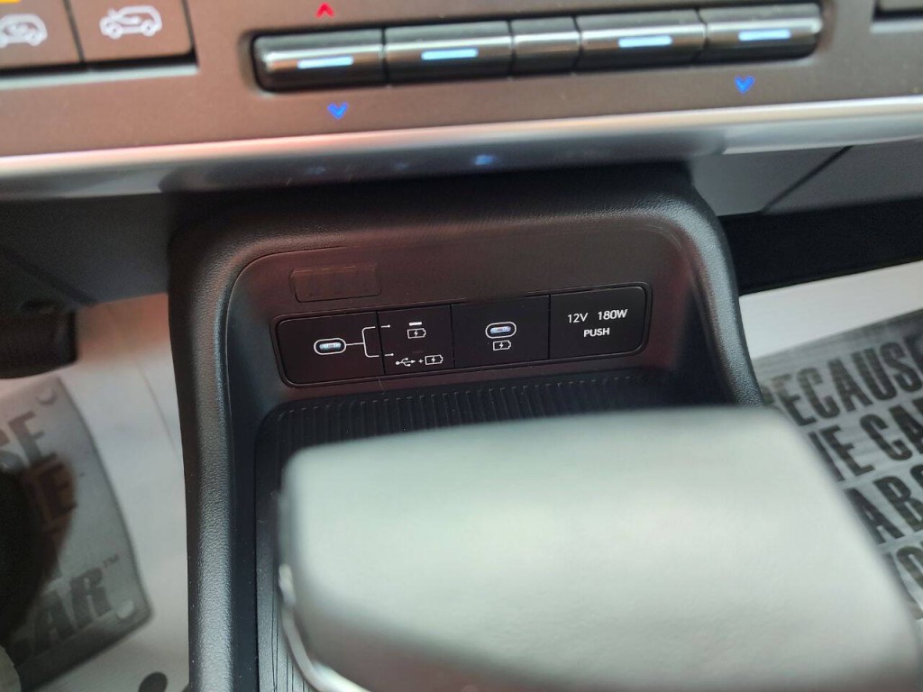 2024 Hyundai Kona Image 40