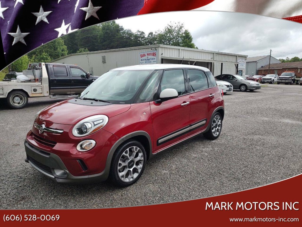 2016 FIAT 500L Image 1