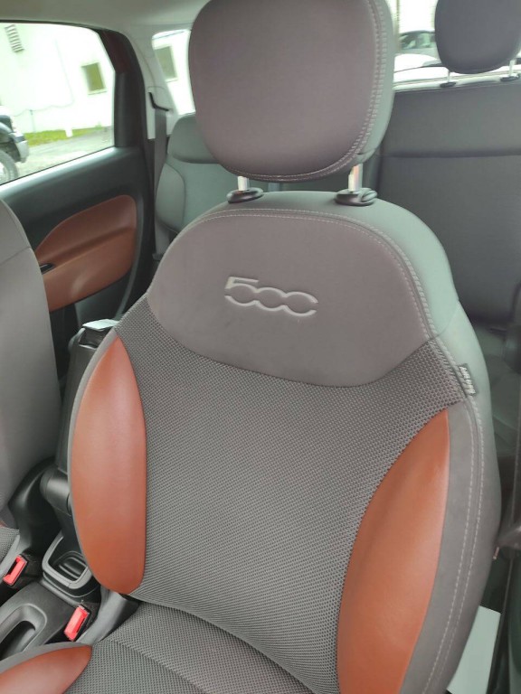 2016 FIAT 500L Image 18