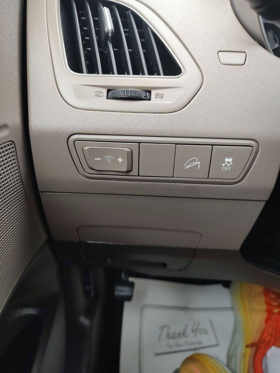2015 Hyundai Tucson Image 50