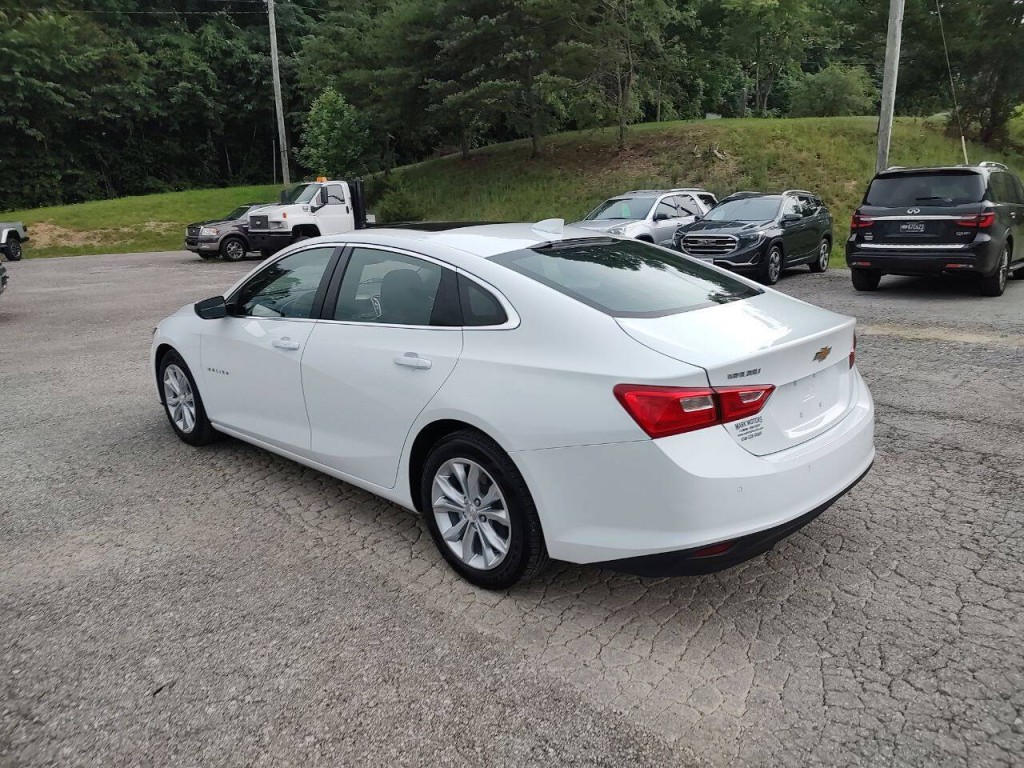 2024 Chevrolet Malibu Image 8