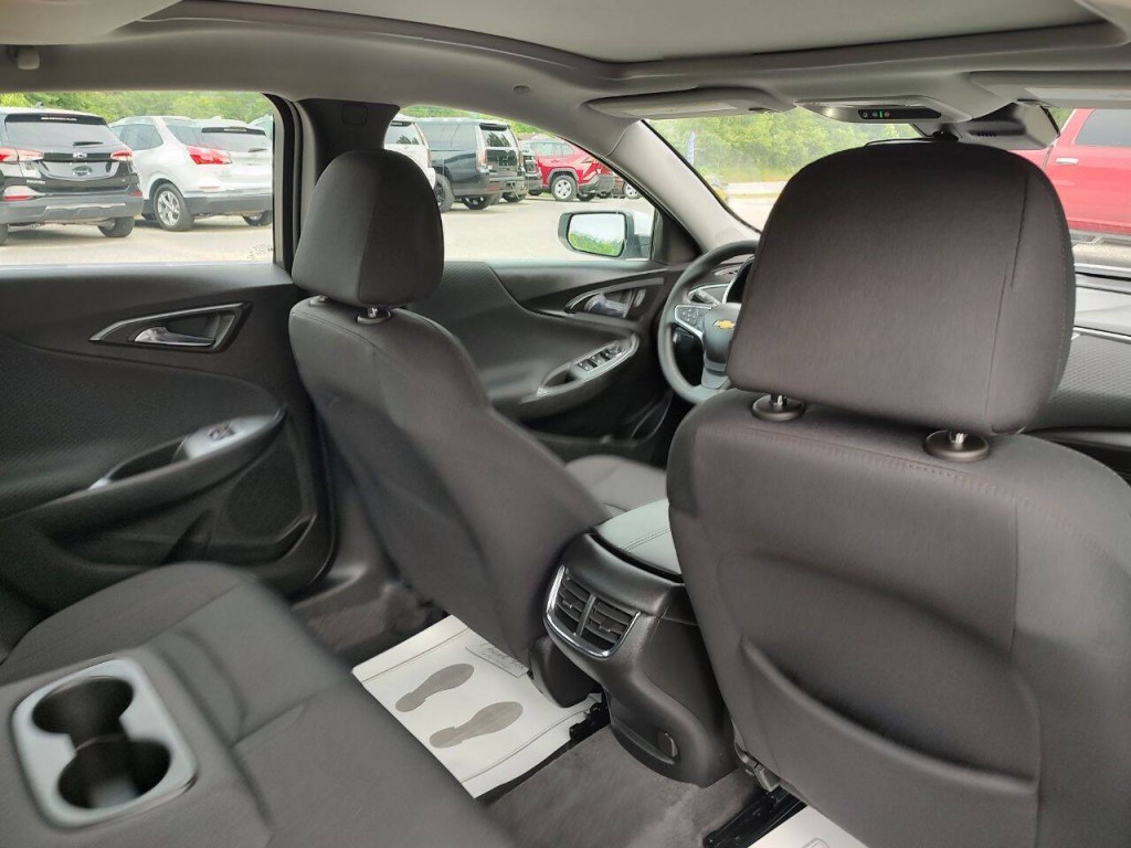2024 Chevrolet Malibu Image 33