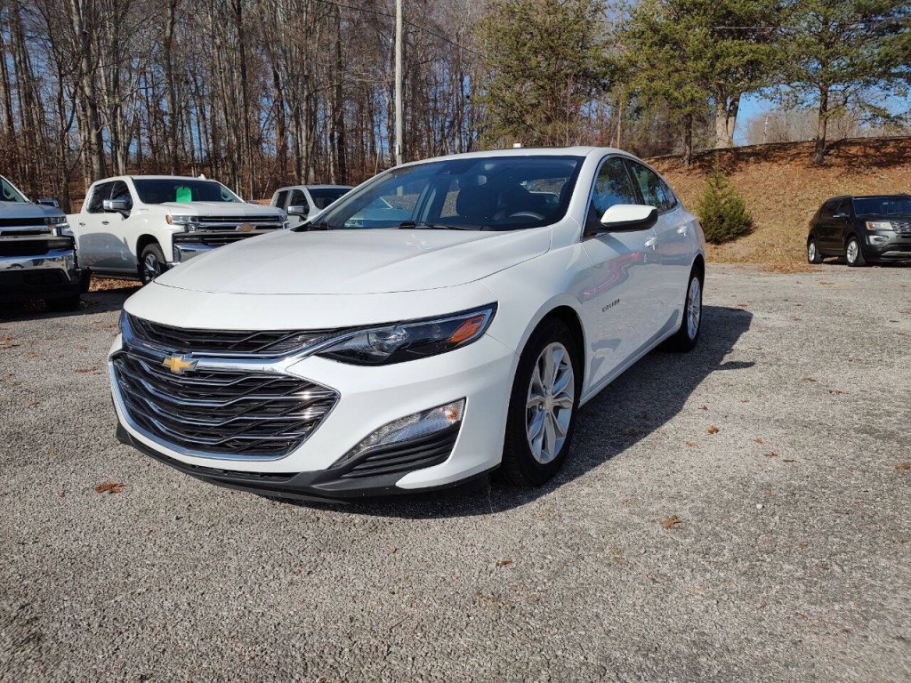 2024 Chevrolet Malibu Image 2