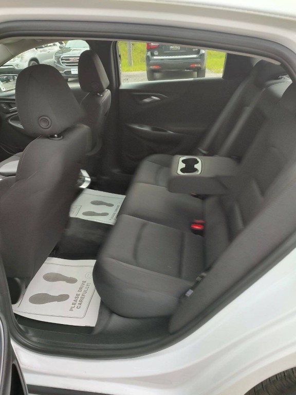 2024 Chevrolet Malibu Image 25