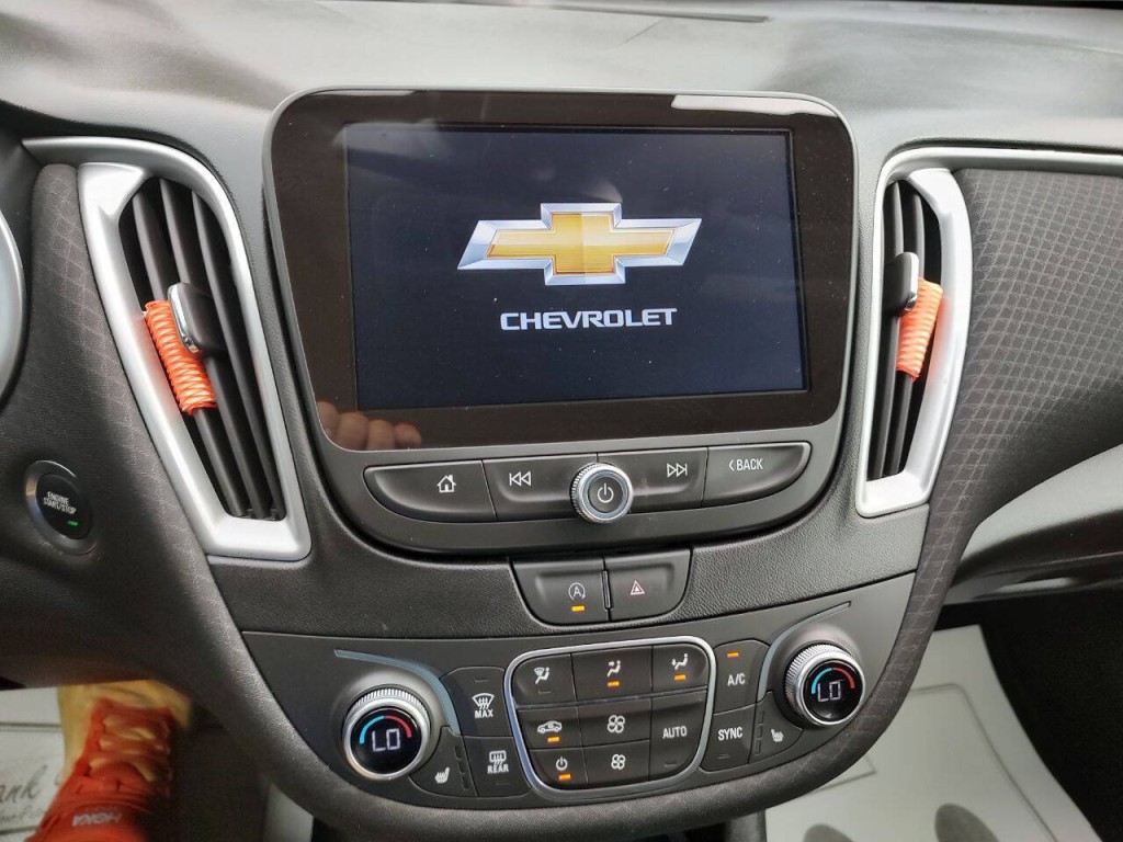 2024 Chevrolet Malibu Image 36