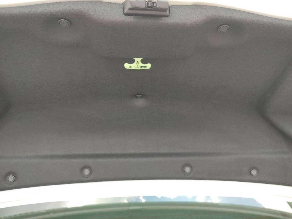 2019 Toyota Camry Image 25