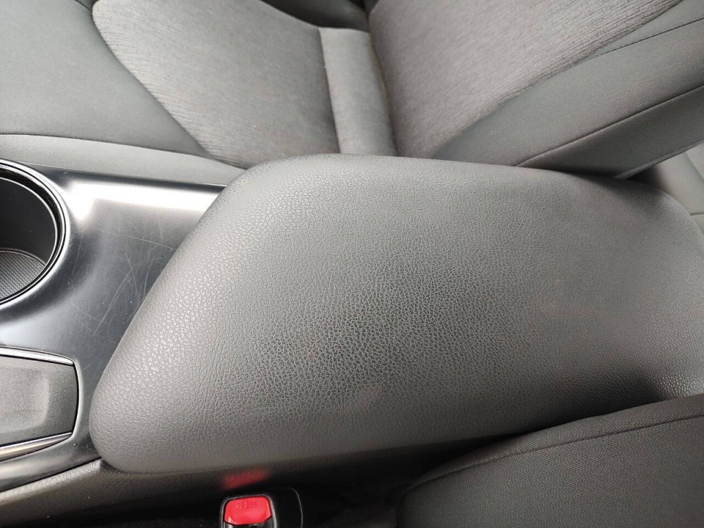 2019 Toyota Camry Image 39