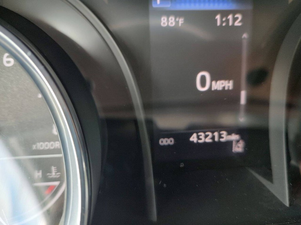 2019 Toyota Camry Image 43