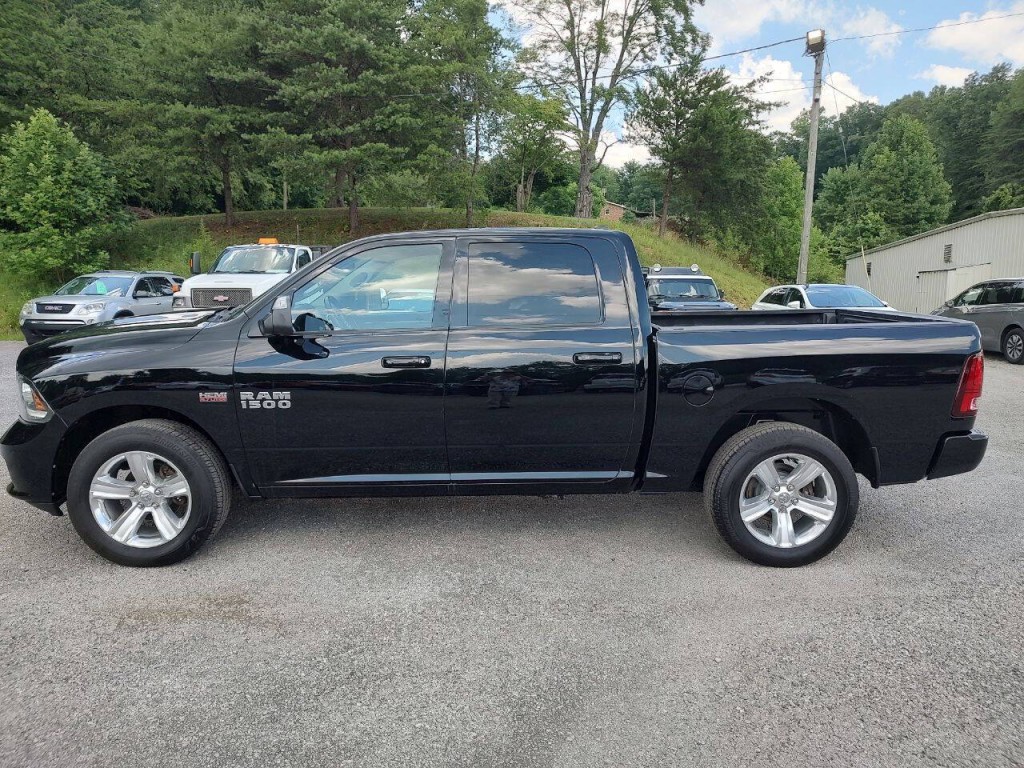 2014 RAM 1500 Image 9