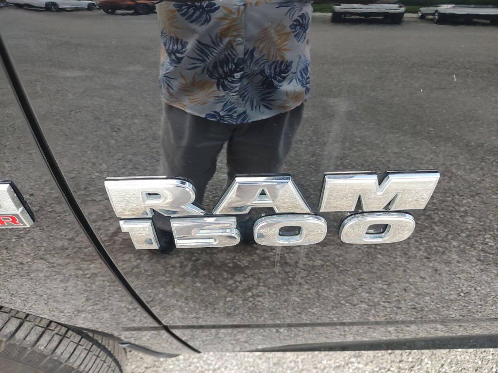 2014 RAM 1500 Image 12