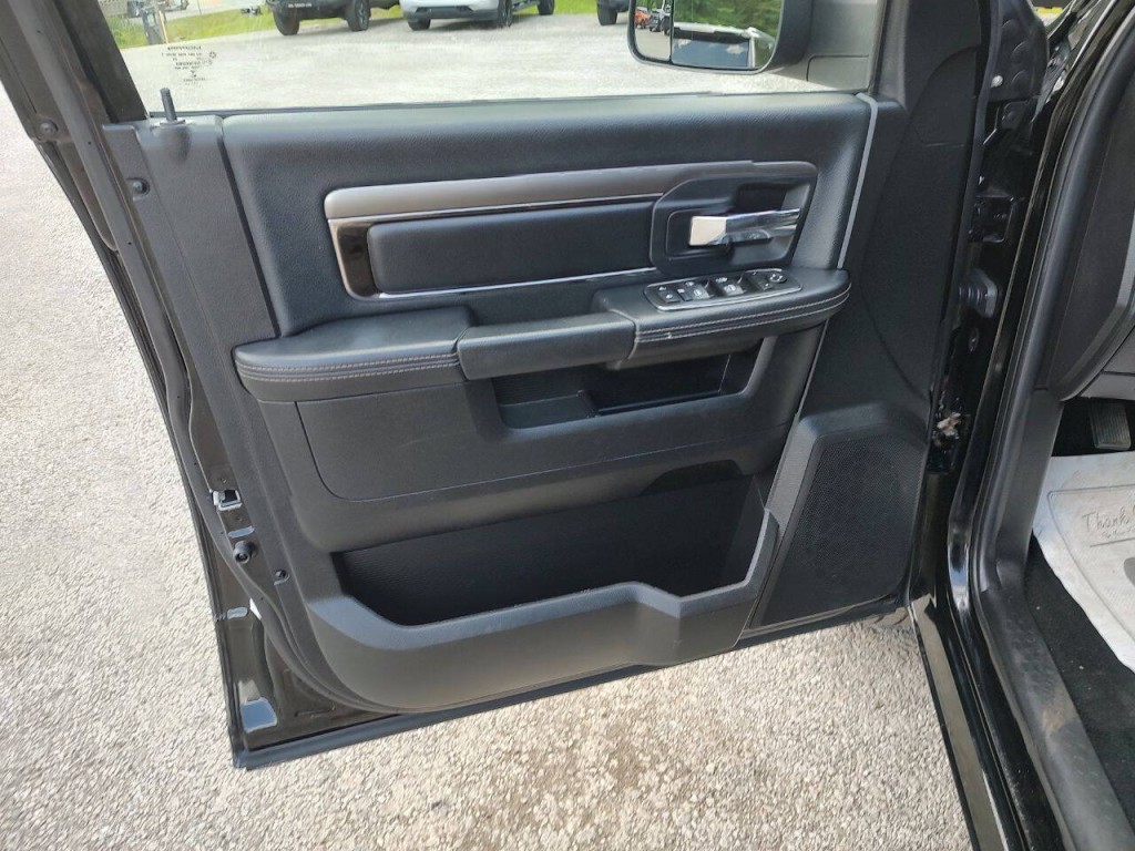2014 RAM 1500 Image 23