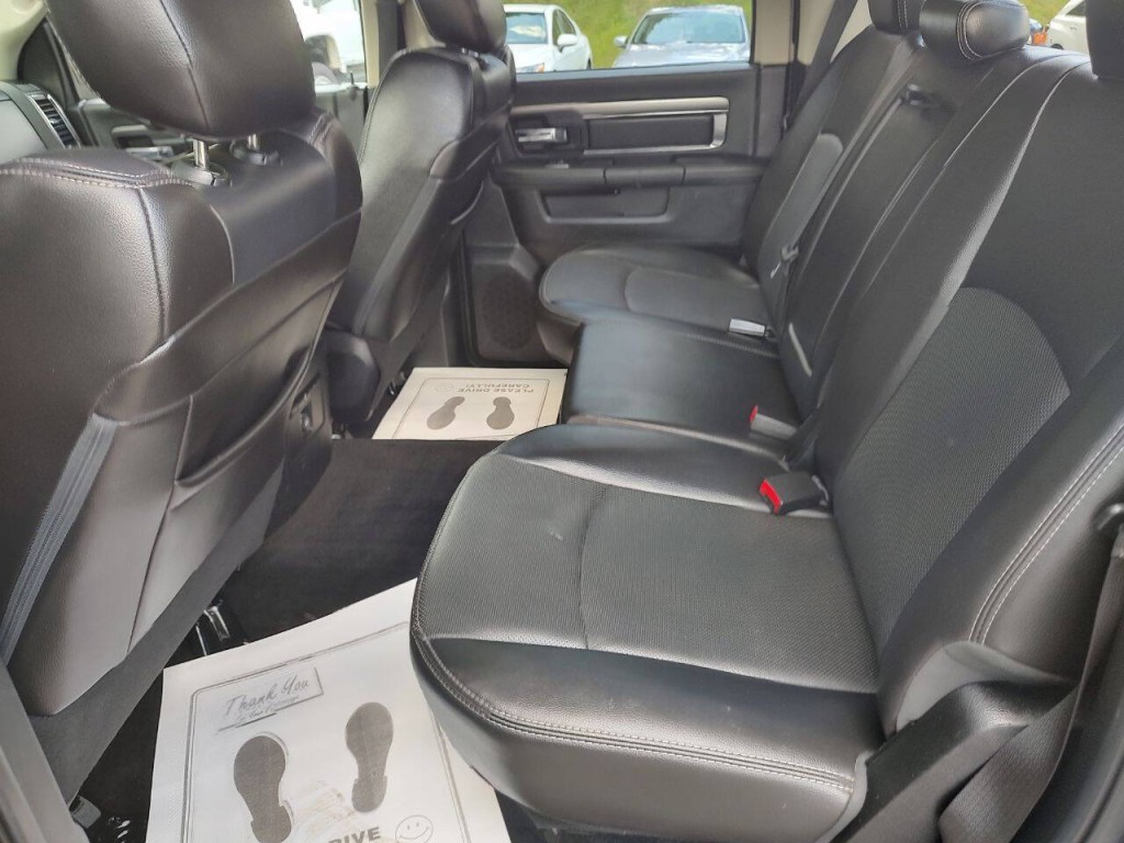 2014 RAM 1500 Image 25