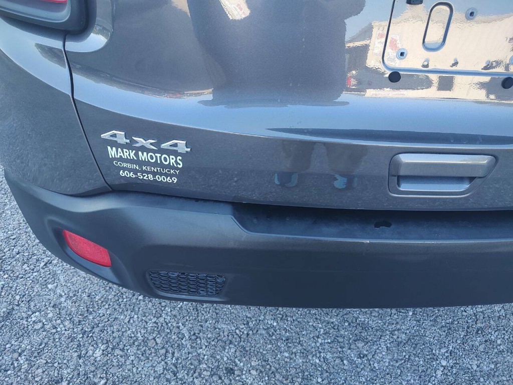 2018 Jeep Renegade Image 16