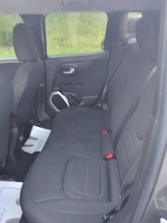 2018 Jeep Renegade Image 25