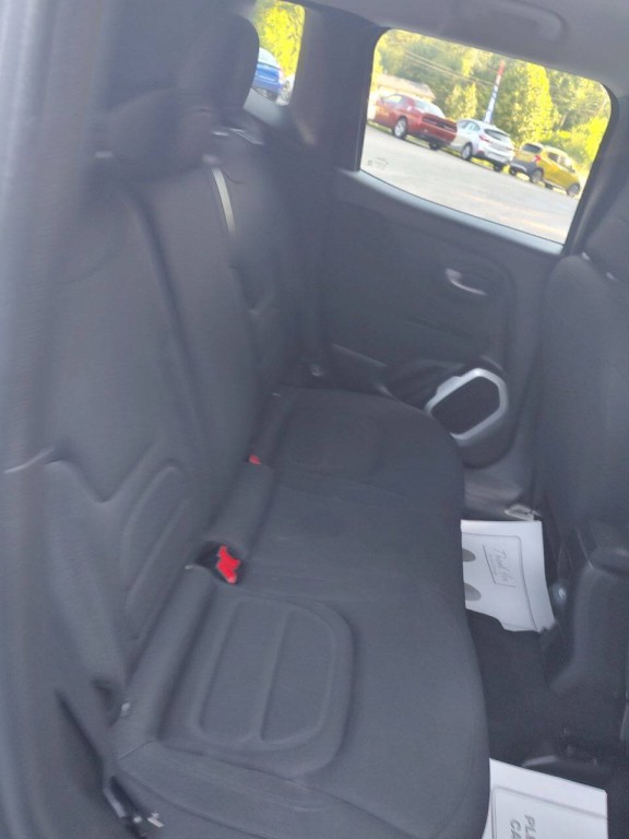 2018 Jeep Renegade Image 33