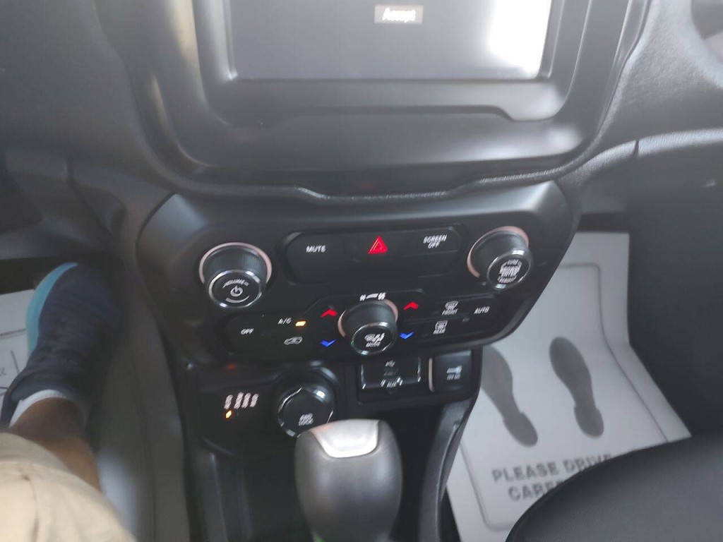 2018 Jeep Renegade Image 39