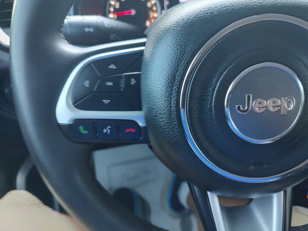 2018 Jeep Renegade Image 45