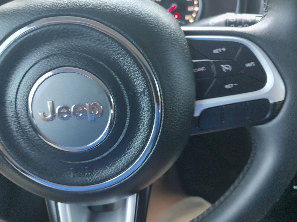 2018 Jeep Renegade Image 46