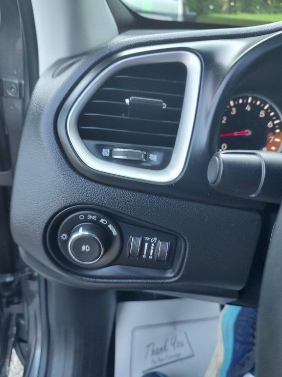2018 Jeep Renegade Image 50