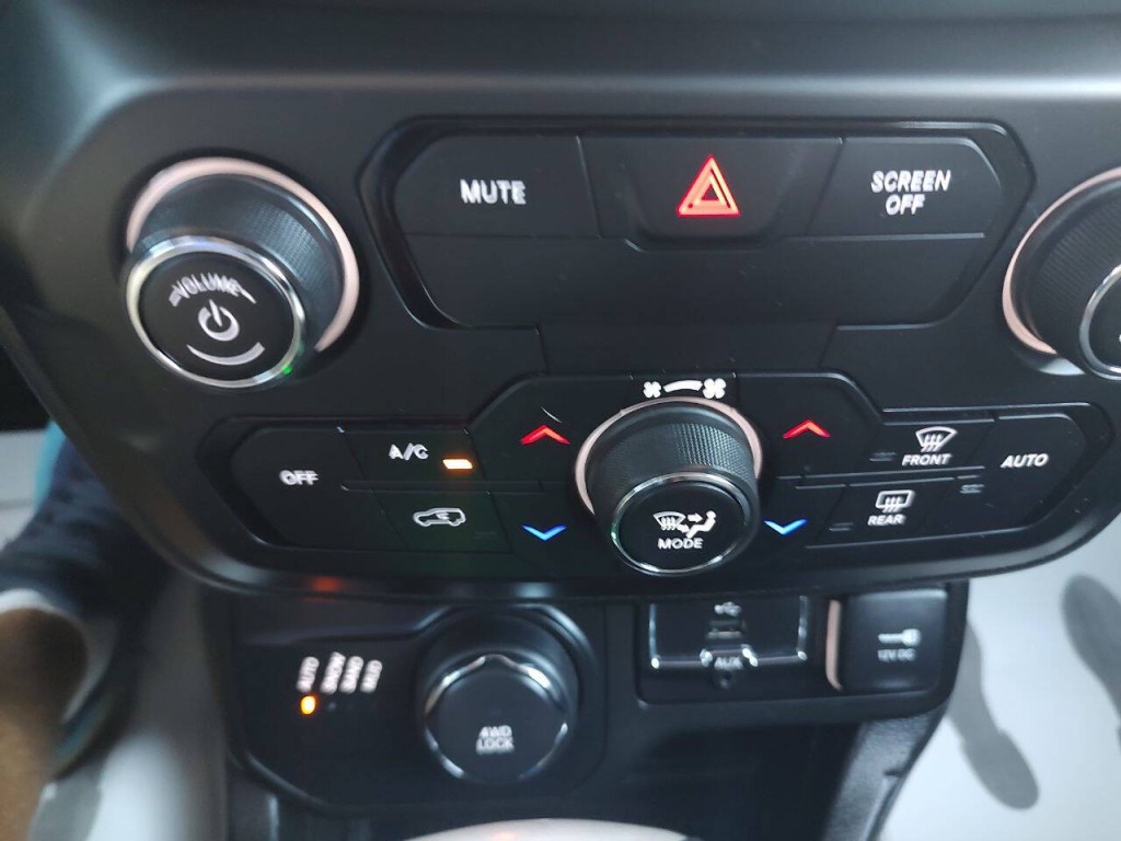 2018 Jeep Renegade Image 54