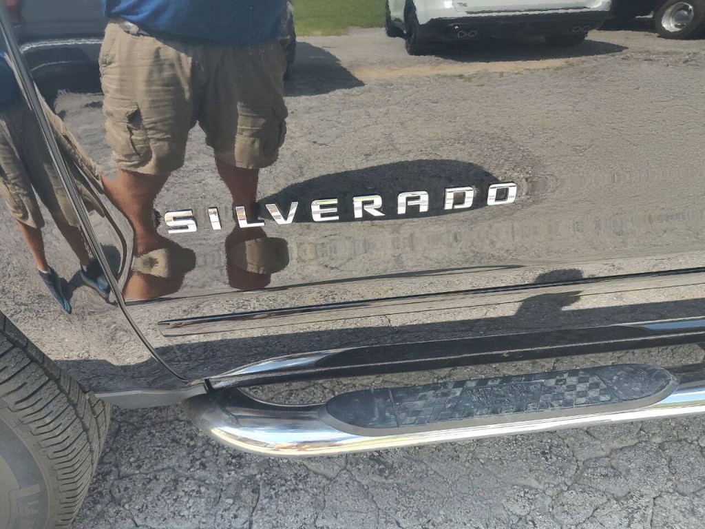 2016 Chevrolet Silverado 1500 Image 11