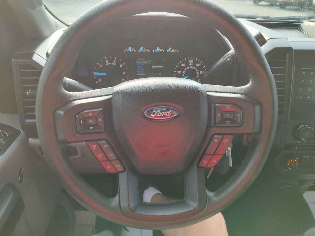 2018 Ford F-150 Image 38