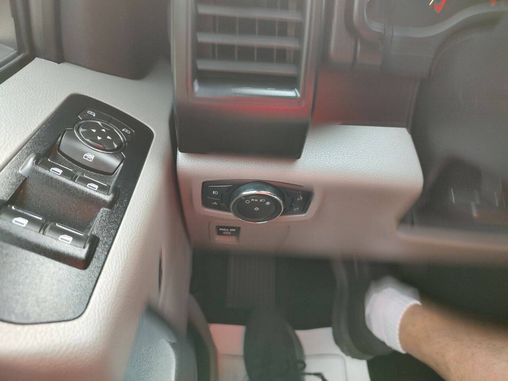 2018 Ford F-150 Image 42