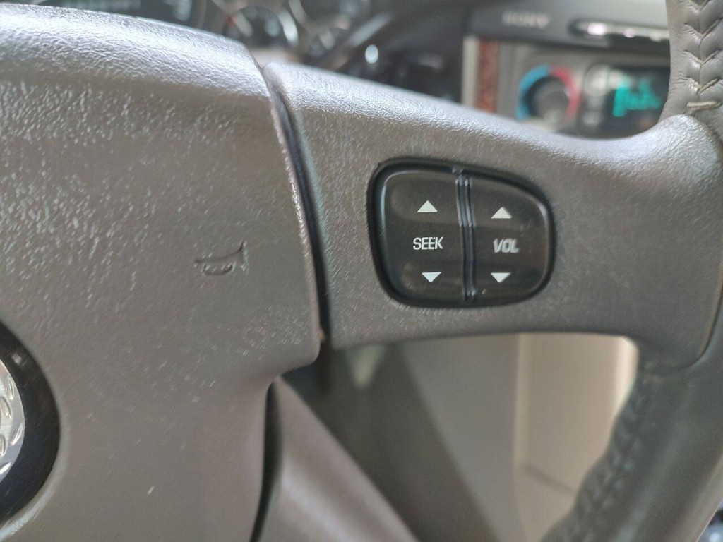 2006 Cadillac Escalade Image 45