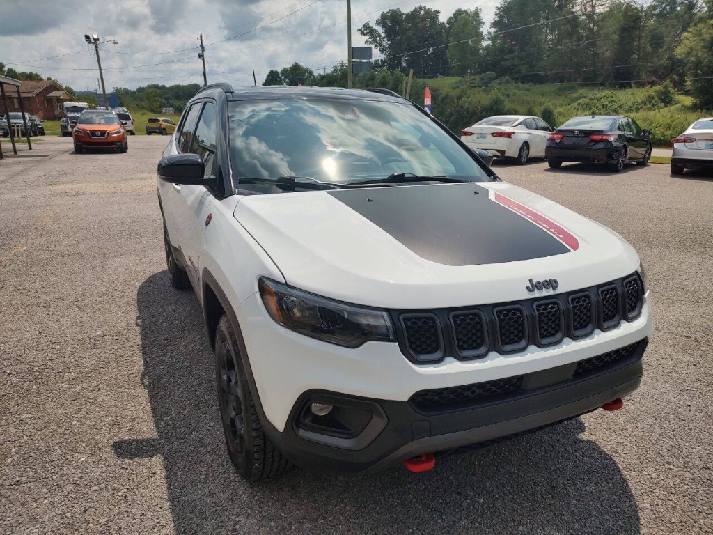 2023 Jeep Compass Image 4