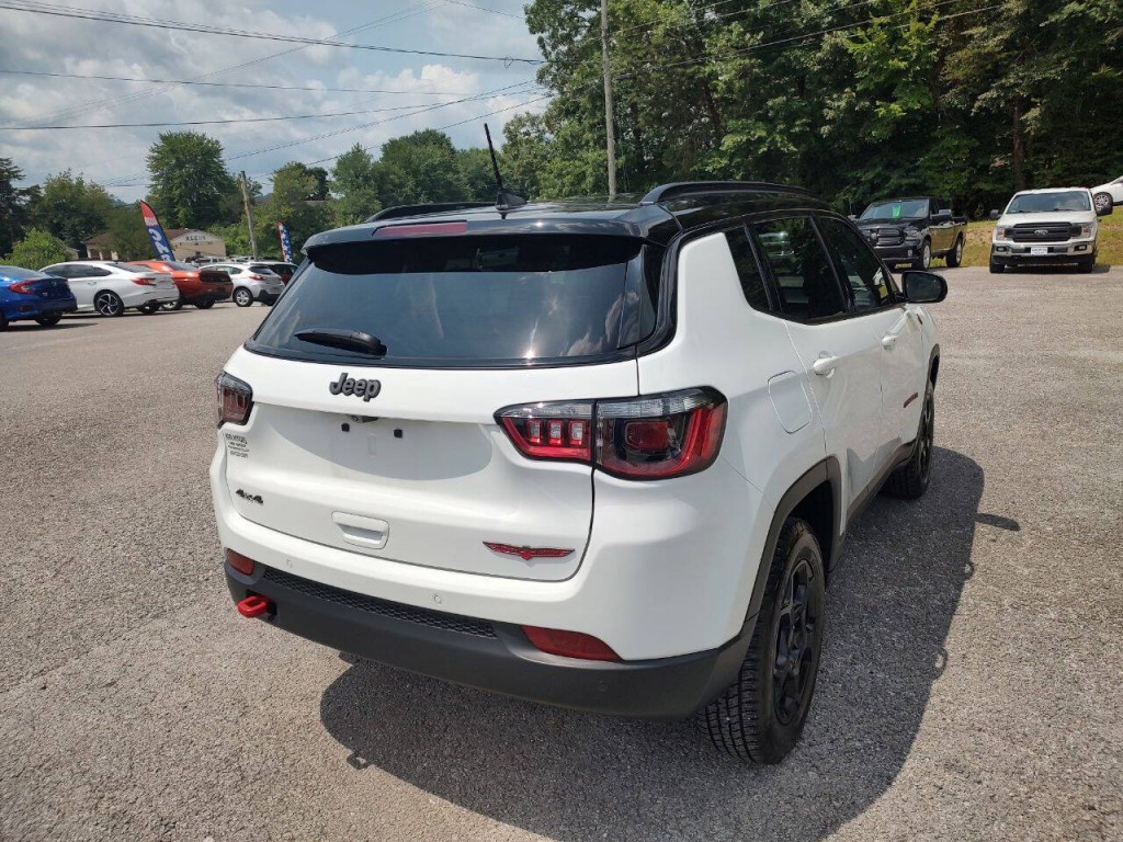 2023 Jeep Compass Image 6
