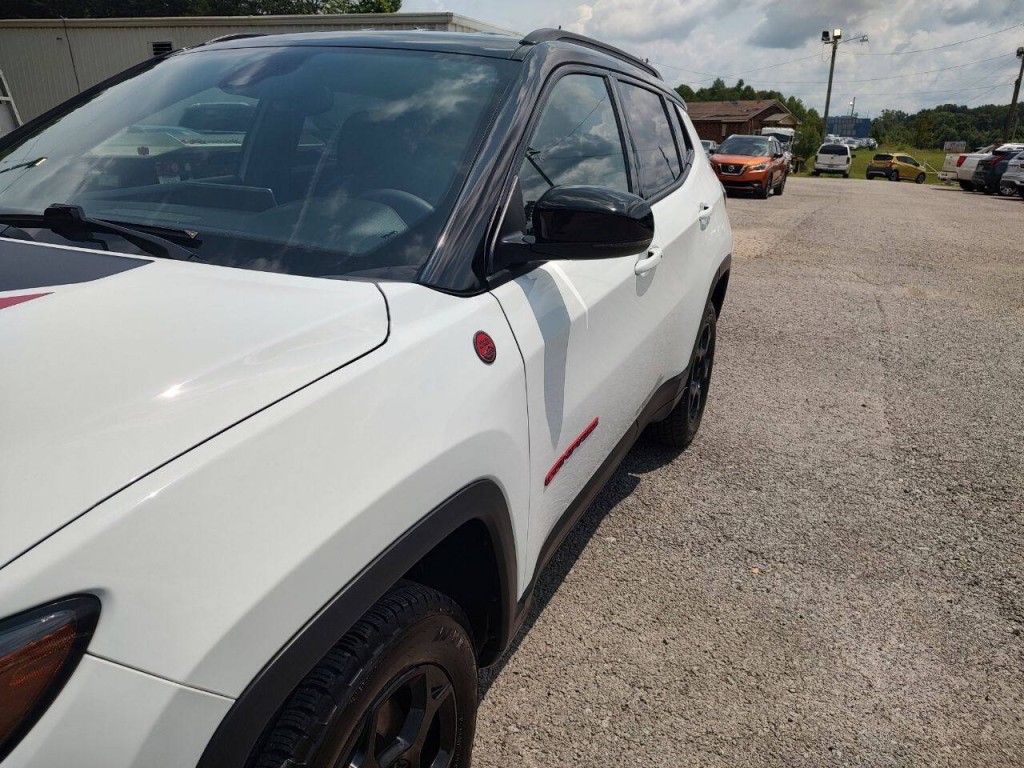 2023 Jeep Compass Image 13
