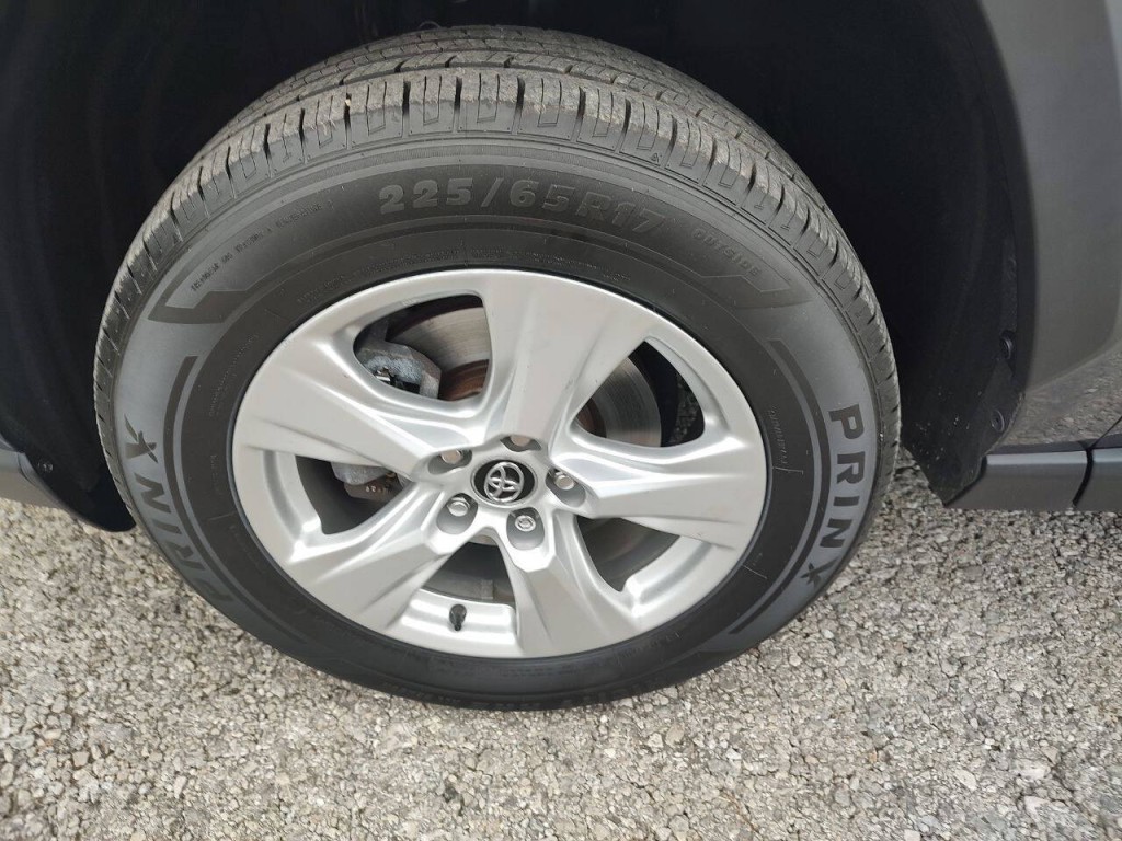 2020 Toyota Rav4 Image 11