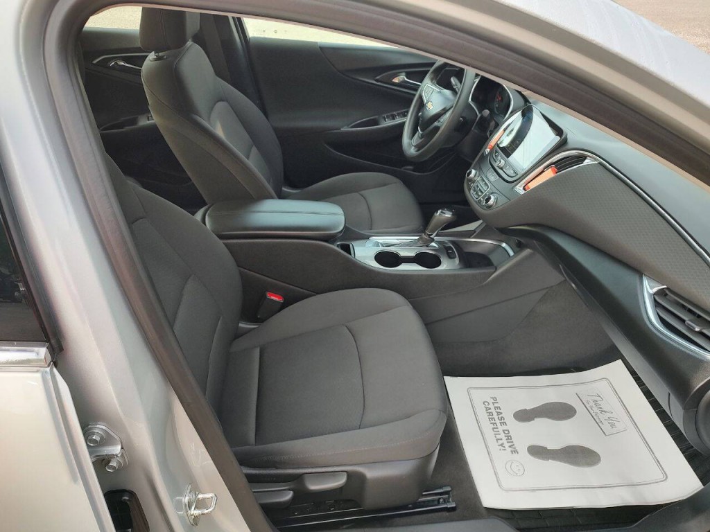 2020 Chevrolet Malibu Image 37