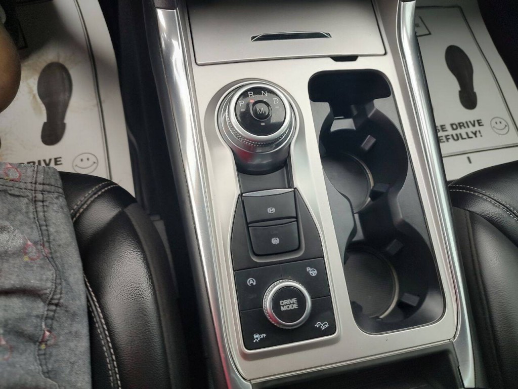 2020 Ford Explorer Image 49