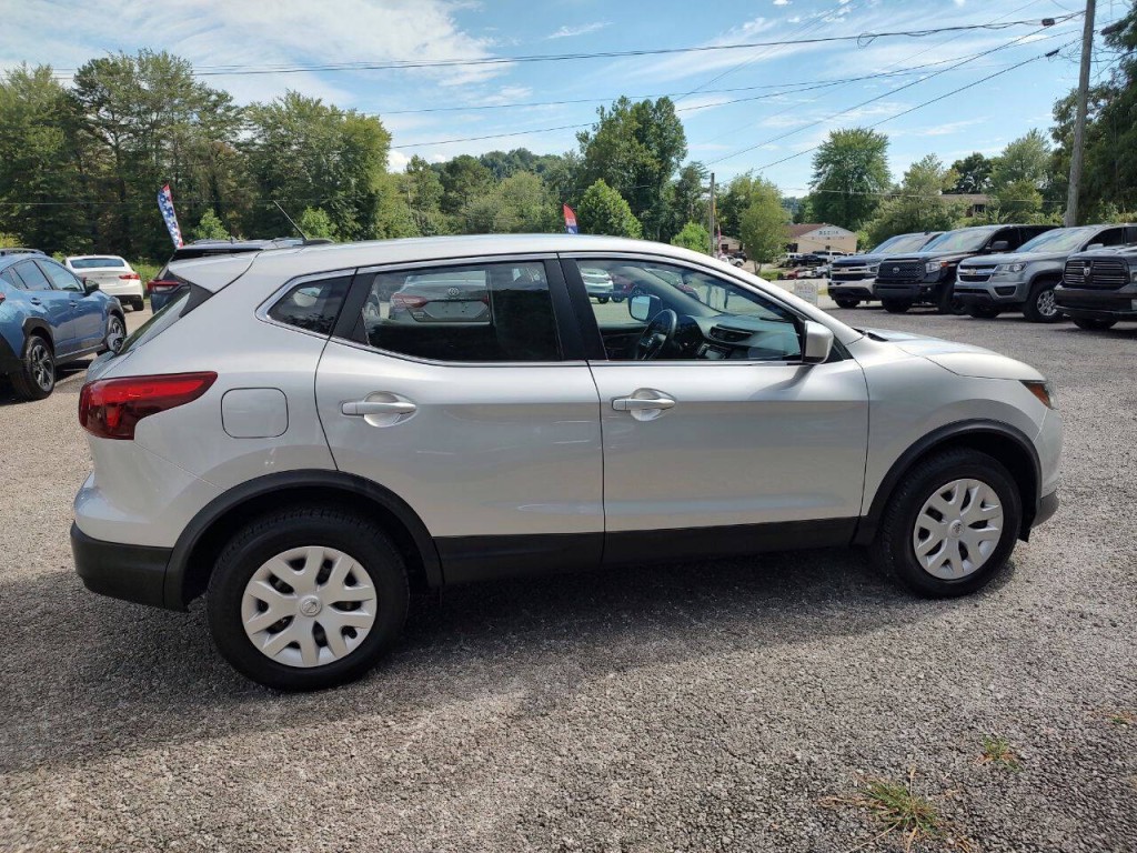 2019 Nissan Rogue Image 5