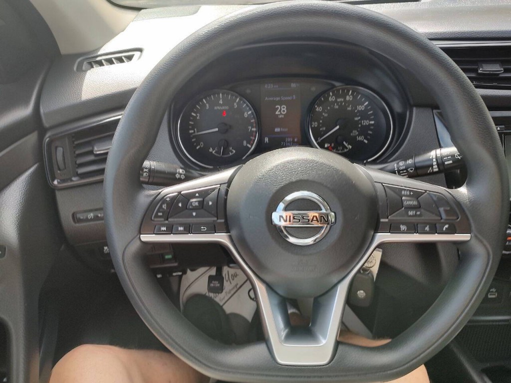 2019 Nissan Rogue Image 38