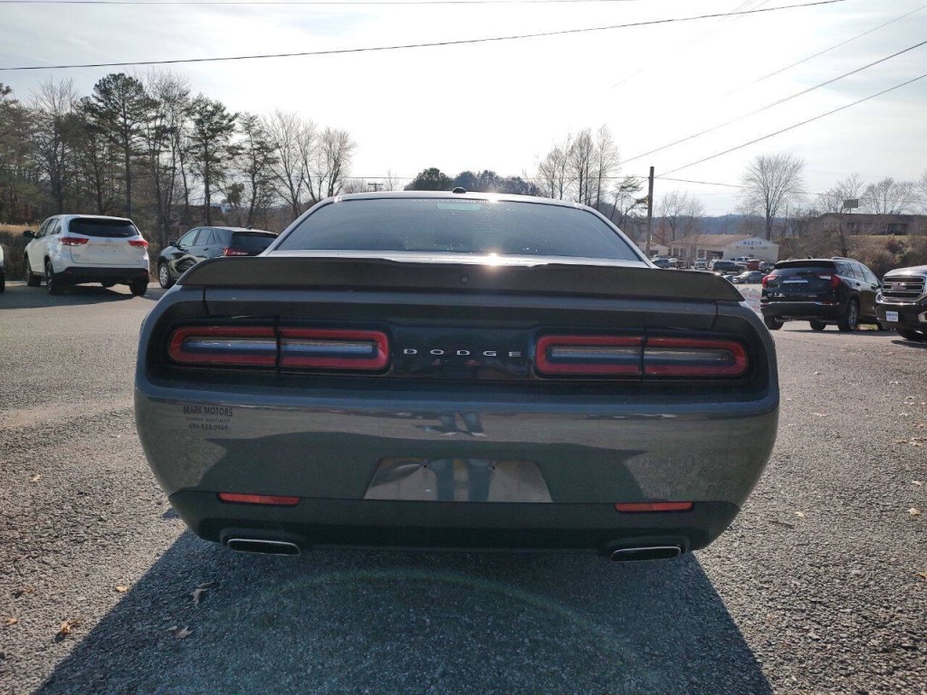 2023 Dodge Challenger Image 5