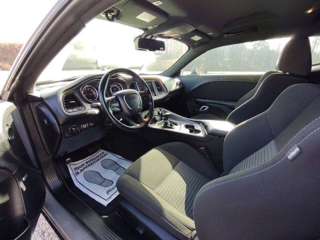 2023 Dodge Challenger Image 18