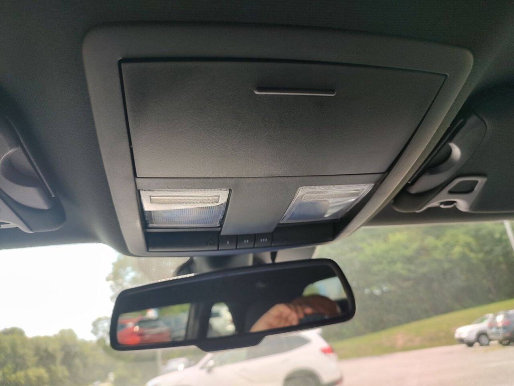 2023 Dodge Challenger Image 38