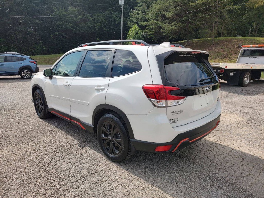 2019 Subaru Forester Image 8