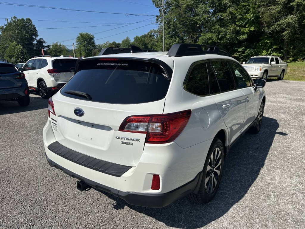 2016 Subaru Outback Image 6