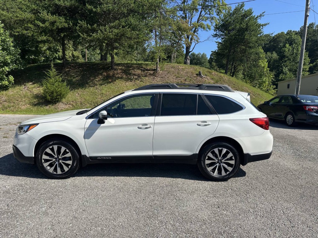2016 Subaru Outback Image 8