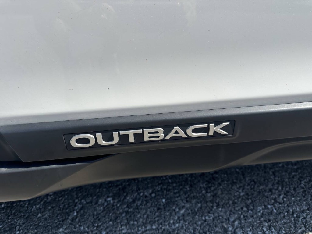 2016 Subaru Outback Image 10