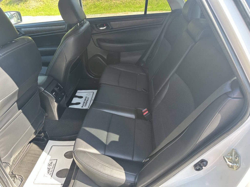 2016 Subaru Outback Image 25